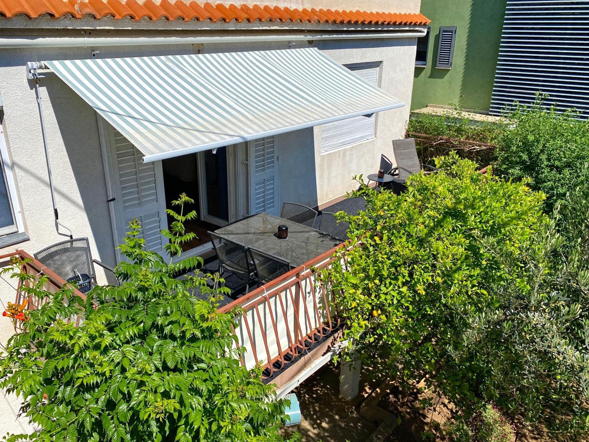 Apartments Cala Biograd Na Moru Ruang foto