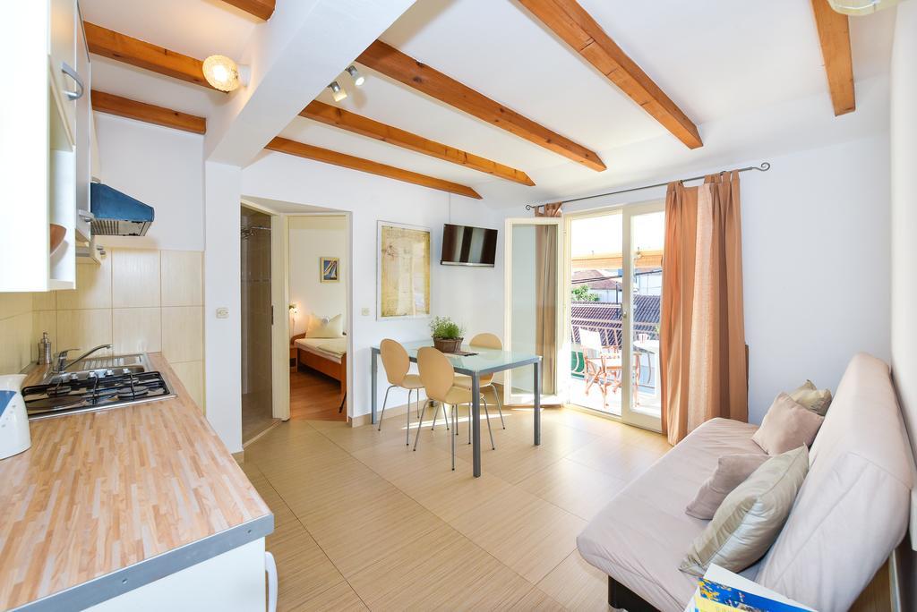 Apartments Cala Biograd Na Moru Bagian luar foto