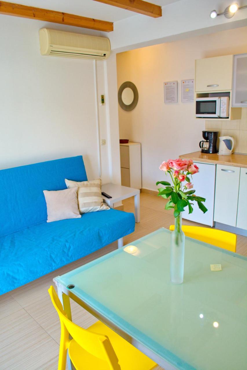 Apartments Cala Biograd Na Moru Bagian luar foto